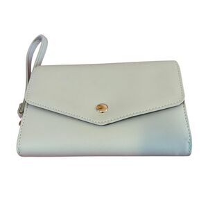 Mundi Sleek Looking Powder Blue Wristlet/Wallet w/ TONS of room for everything